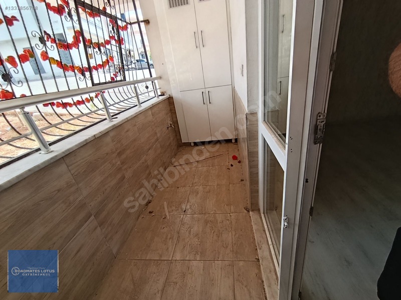 Beykent Birinci Etap Pazar Yerinin Yanında Satılık — fotoğraf 15