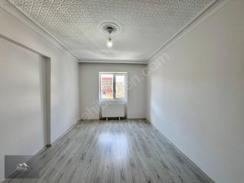 Özgül Emlak'tan Merkezde Ön Cephe Masrafsız Katta 3+1 Kiralık — fotoğraf 22