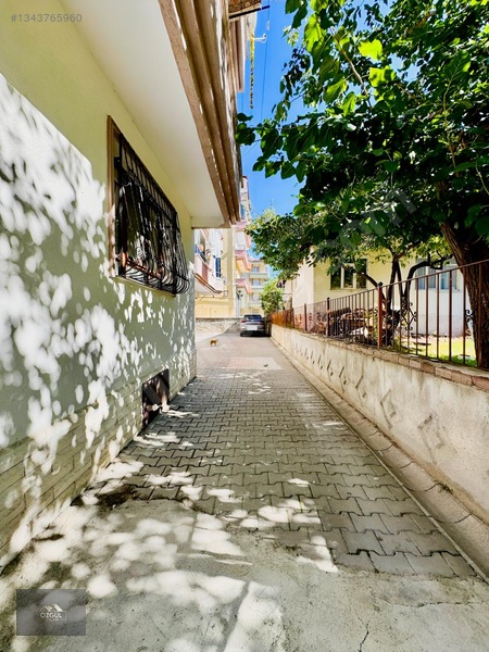Özgül Emlak'tan Merkezde Ön Cephe Masrafsız Katta 3+1 Kiralık — fotoğraf 47