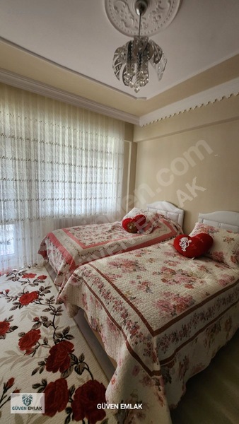 Güven Emlaktan M.sağır Atakule Sitesinde 4+1 Bakımlı Geniş Daire — fotoğraf 10