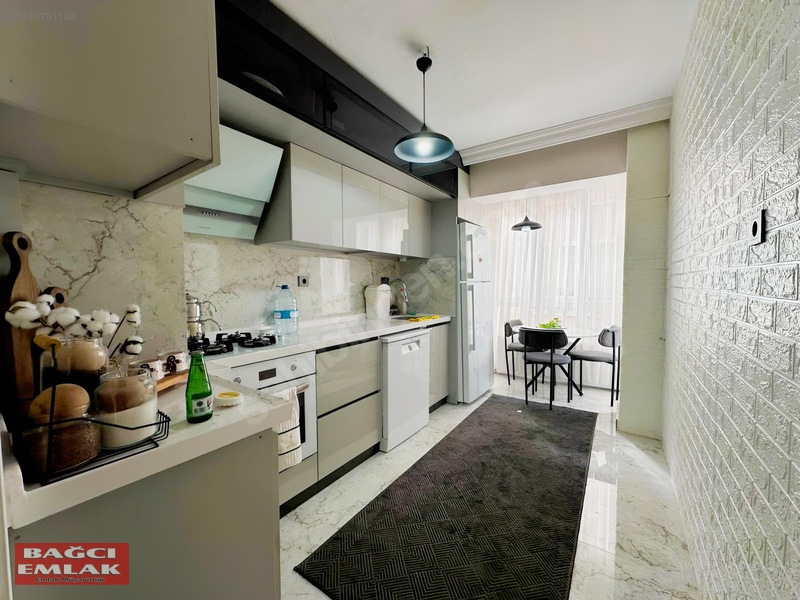 Esertepe Dilek Cami Yakını Full Yapılı Çok Geniş 3+1 Dairemiz — fotoğraf 16