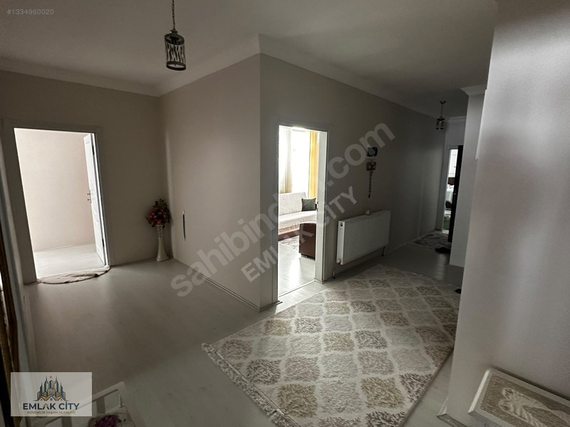 Meydan Manzaralı, Eşyalı Satılık 3+1 Daire (iş Yeri/konut) — fotoğraf 2