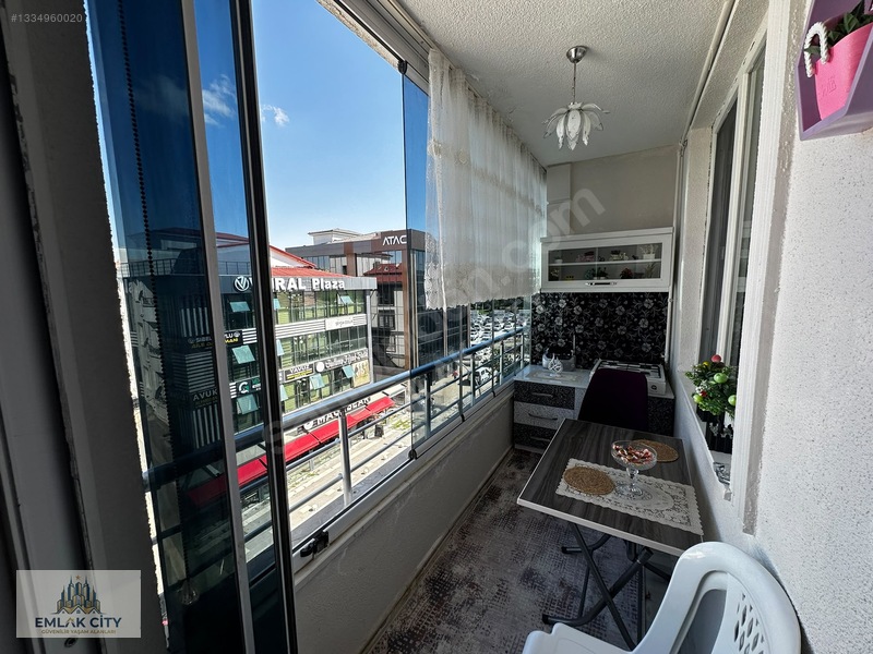 Meydan Manzaralı, Eşyalı Satılık 3+1 Daire (iş Yeri/konut) — fotoğraf 15