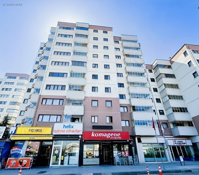 Batıkent (batı Merkez) Metro Karşısında 3+1 Satılık Daire