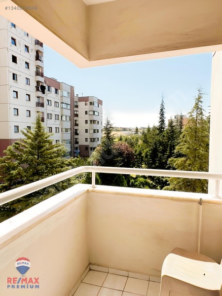 Batıkent (batı Merkez) Metro Karşısında 3+1 Satılık Daire — fotoğraf 17