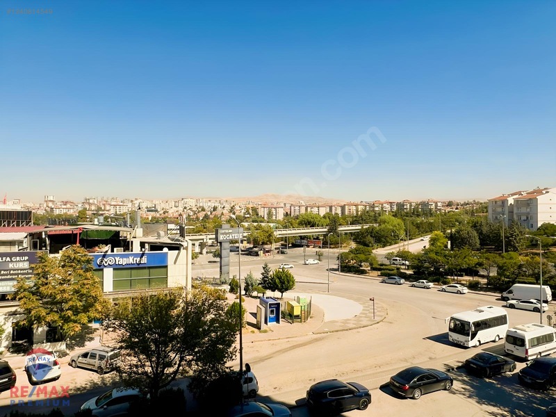 Batıkent (batı Merkez) Metro Karşısında 3+1 Satılık Daire — fotoğraf 21