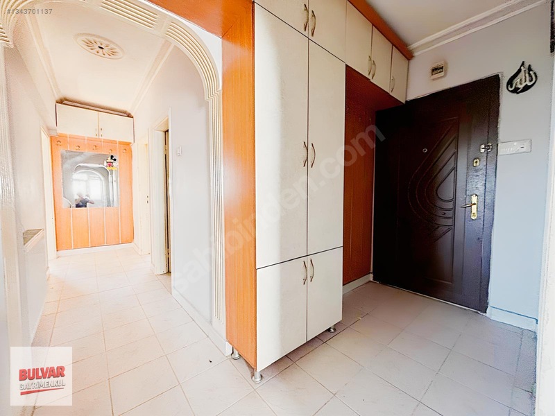 Bulvar'dan Merkezi Konum Masrafsız Kiralık 3+1 Daire — fotoğraf 6