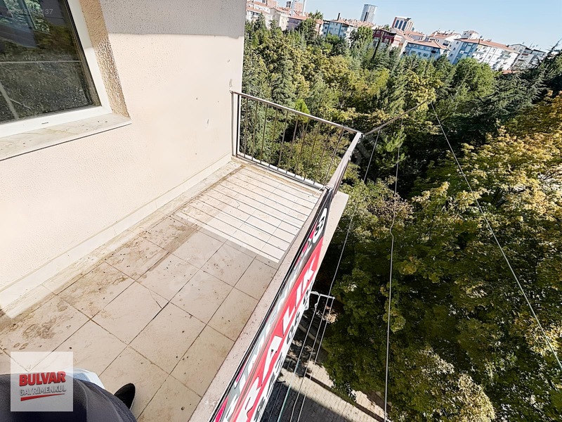 Bulvar'dan Merkezi Konum Masrafsız Kiralık 3+1 Daire — fotoğraf 24