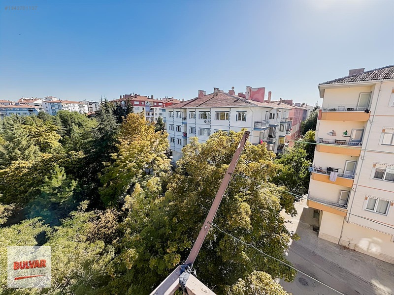 Bulvar'dan Merkezi Konum Masrafsız Kiralık 3+1 Daire — fotoğraf 25