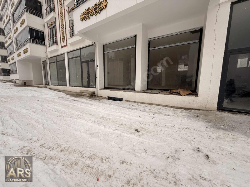 Ars Gayrimenkul Den Ulukent Mah De Satılık Depolu Dükkanlar — fotoğraf 9