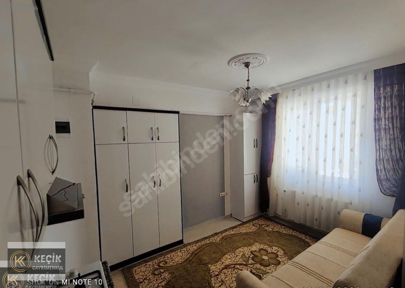 Beşevlerde Yeni Hastane Ve Okullar Civarı Eşyalı Doğalgazlı 1+1 — fotoğraf 2