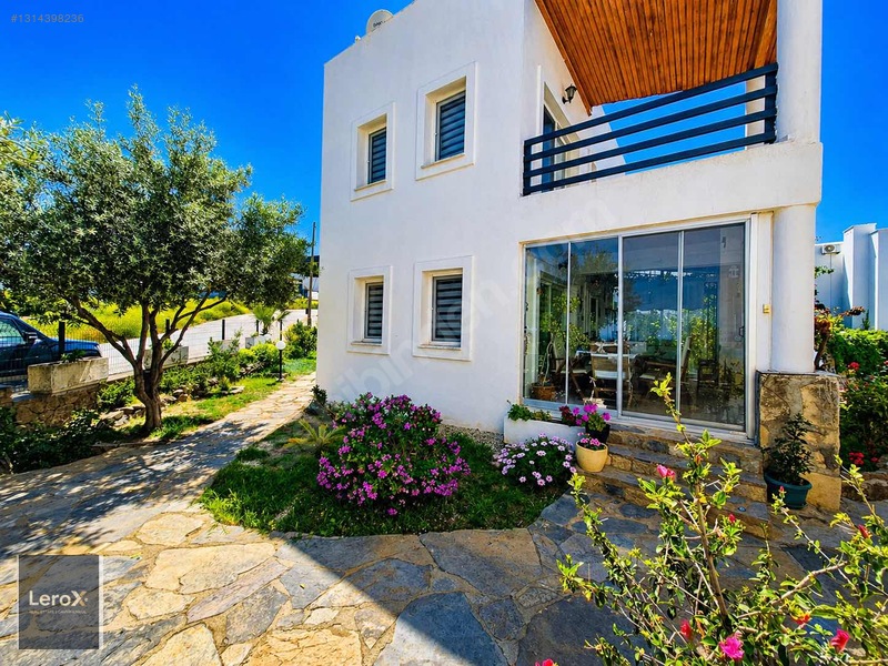 Bodrum Gümüşlük'te Havuzlu Site İçinde Müstakil Fırsat Villa — fotoğraf 4