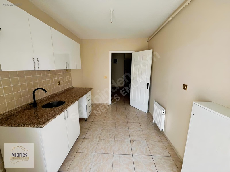 Nefes Emlak'tan Tokide Kiralık Geniş Masrafsız 3+1 Daire — fotoğraf 31