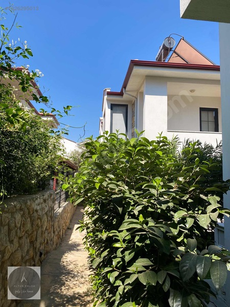 Altun Emlak'tan Denize Yakın 80 M⁽²⁾ 2+1 İkiz Villa — fotoğraf 2