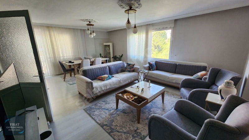 Bahçelievler Mh. Cadde Üzeri 3+1 Daire, 135m², Metroya Yakını!!! — fotoğraf 2