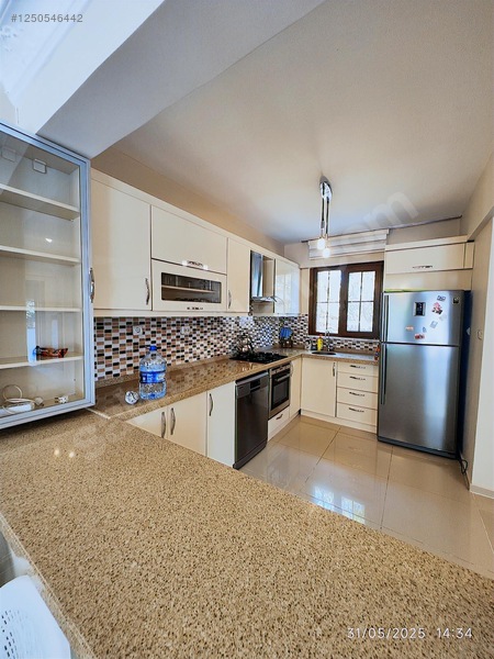 Geniş, Tam Müstakil, Denize Sıfır Sitede, 4+1 Satılık Villa — fotoğraf 19