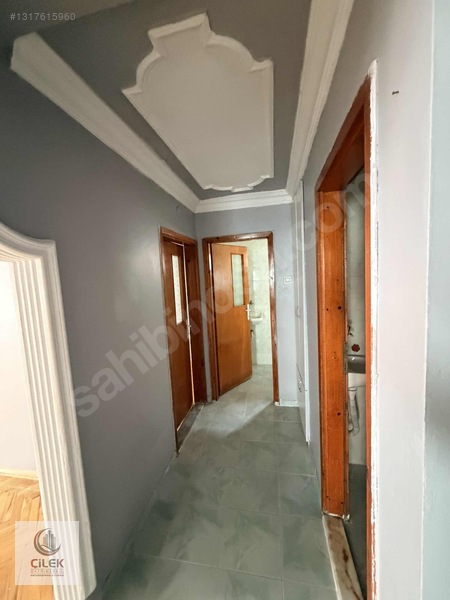 Emirler Merkezde Hızlı Tren Yakını Ara Katta 3+1 Daire Fırsatı — fotoğraf 3