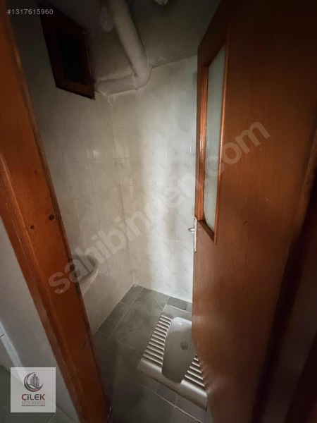 Emirler Merkezde Hızlı Tren Yakını Ara Katta 3+1 Daire Fırsatı — fotoğraf 15