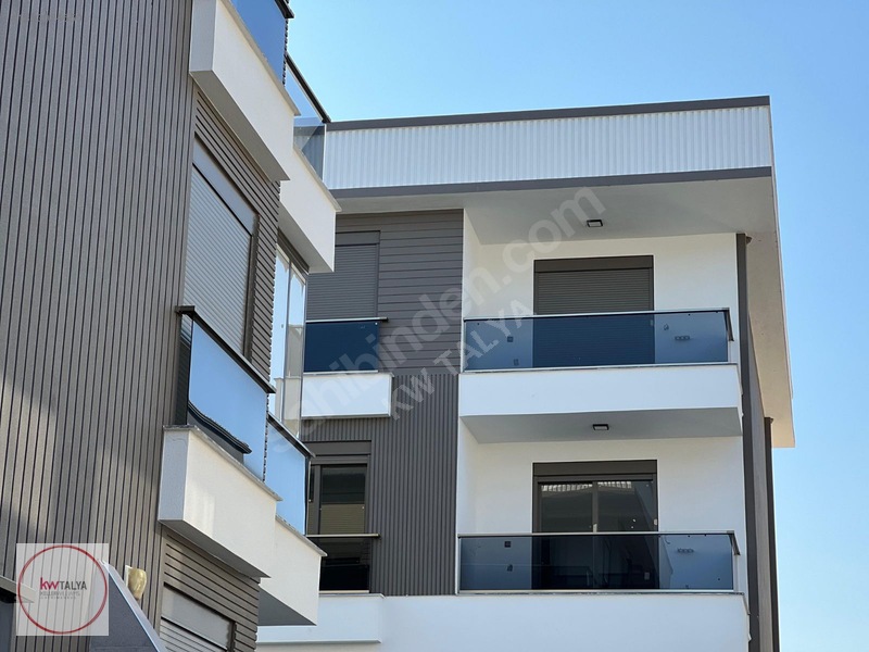 Üniversite Ve Hastane Yakını Havuzlu Kapalı Otoparklı 1+1 Daire — fotoğraf 3