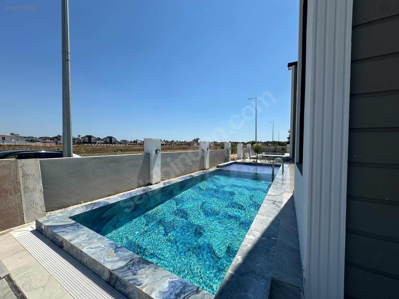 Kadriye'de Özel Havuzlu 3+1 Sıfır Lüx Yapı Kiralık Villa — fotoğraf 2