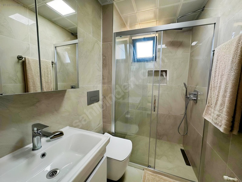 Kadriye'de Özel Havuzlu 3+1 Sıfır Lüx Yapı Kiralık Villa — fotoğraf 5
