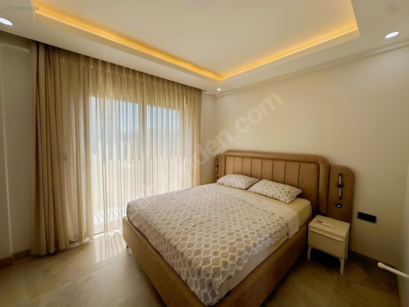Kadriye'de Özel Havuzlu 3+1 Sıfır Lüx Yapı Kiralık Villa — fotoğraf 12