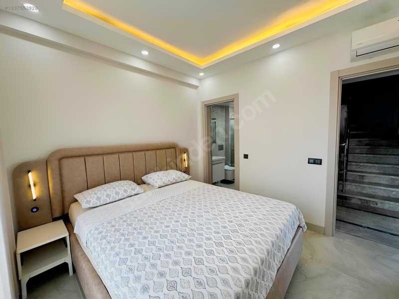 Kadriye'de Özel Havuzlu 3+1 Sıfır Lüx Yapı Kiralık Villa — fotoğraf 13