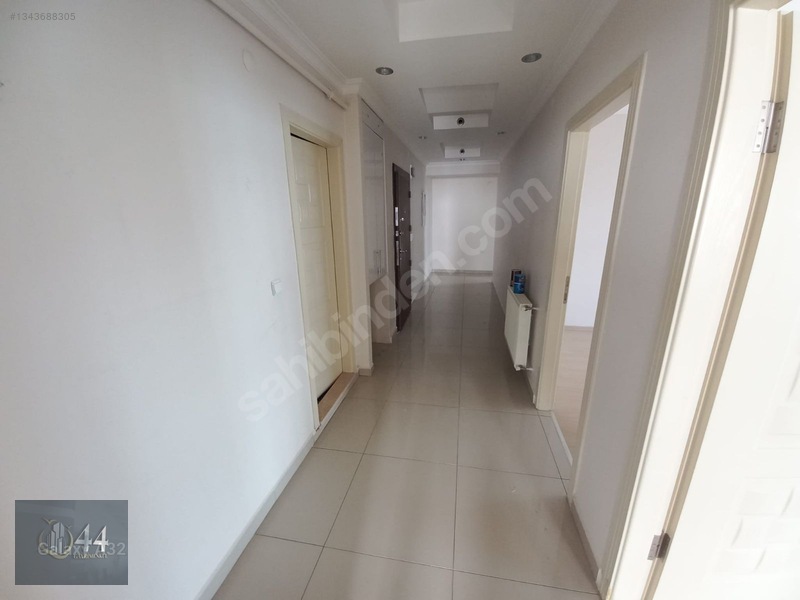 44 Emlak'tan Mimarsinanda Merkezikonumda 3+1 Kiralık Daire — fotoğraf 18