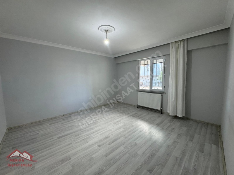 Merpa'dan / İstasyon Mah'de/ Oturuma Hazır/ Kombili/ 3+1 Daire. — fotoğraf 15