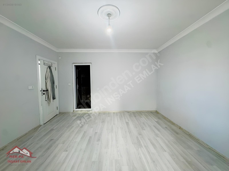 Merpa'dan / İstasyon Mah'de/ Oturuma Hazır/ Kombili/ 3+1 Daire. — fotoğraf 18