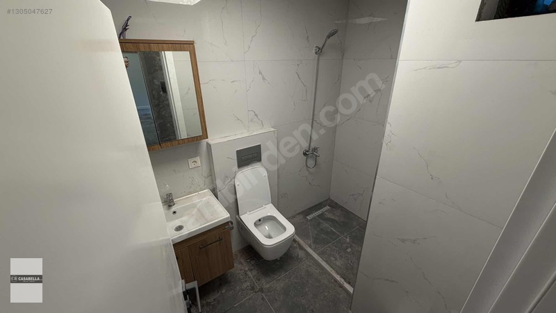 2+1 Net 70m2 Giriş Havuzlu Full Yapılı Daire — fotoğraf 12