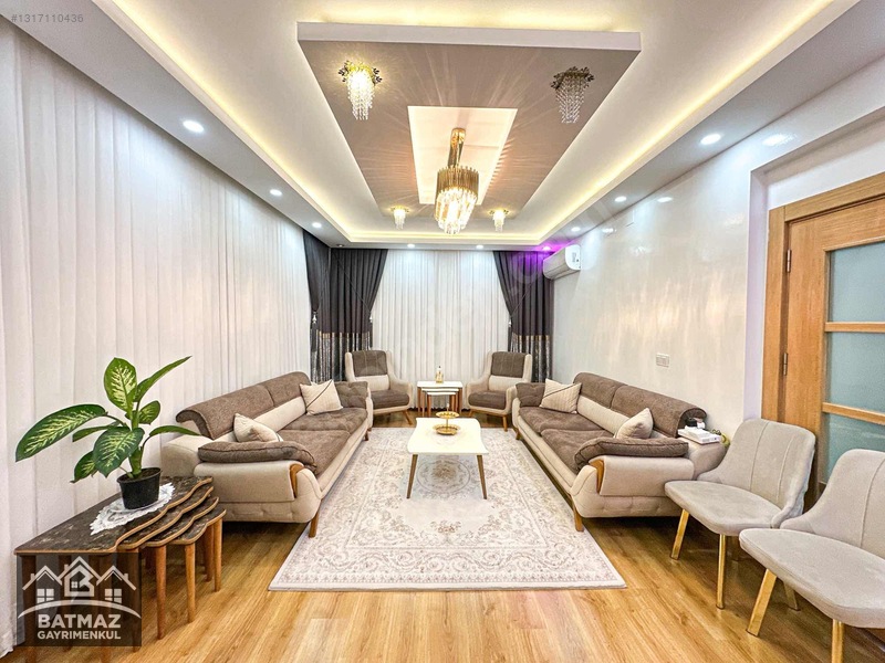 Beykent Renkli Evler'de Özel Bahçeli Ebeveyn Banyolu 3+1 Daire ! — fotoğraf 3