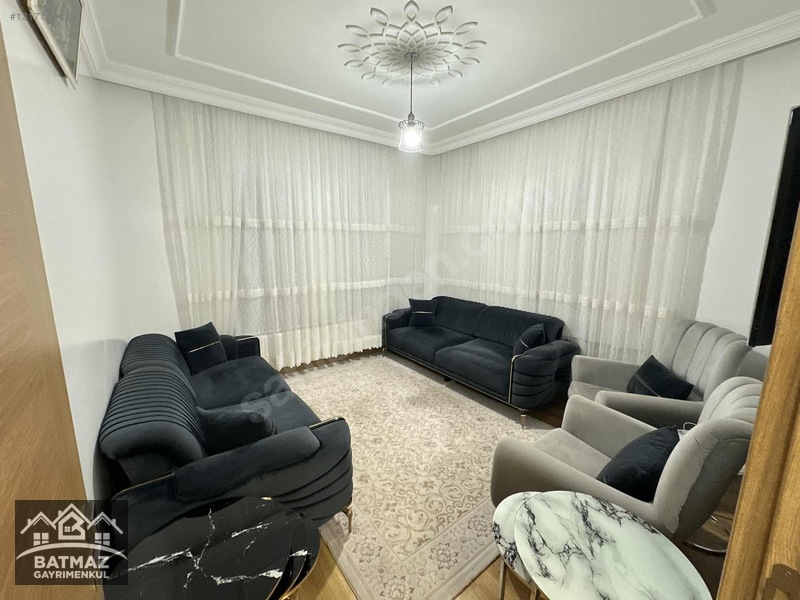 Beykent Renkli Evler'de Özel Bahçeli Ebeveyn Banyolu 3+1 Daire ! — fotoğraf 22