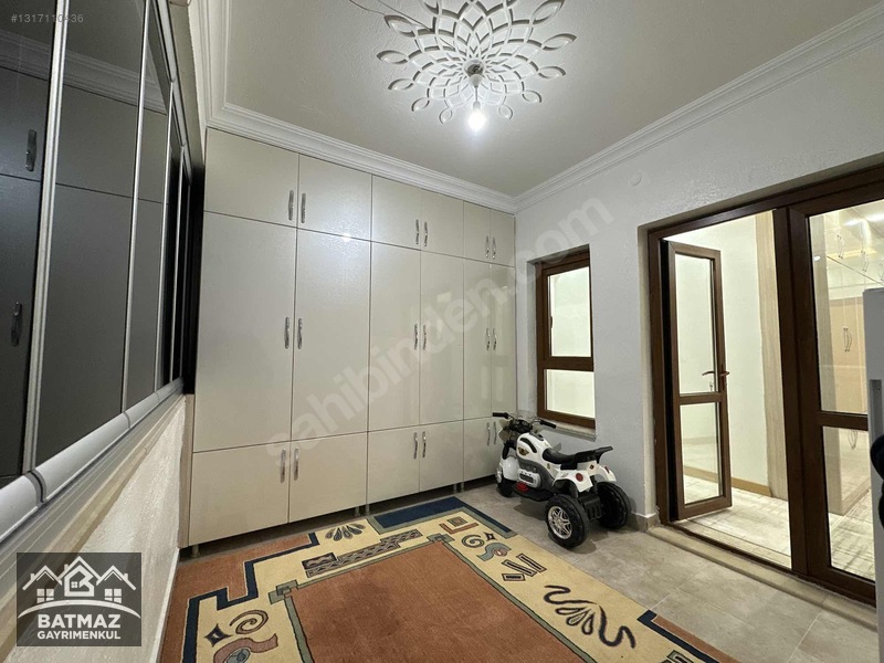 Beykent Renkli Evler'de Özel Bahçeli Ebeveyn Banyolu 3+1 Daire ! — fotoğraf 26