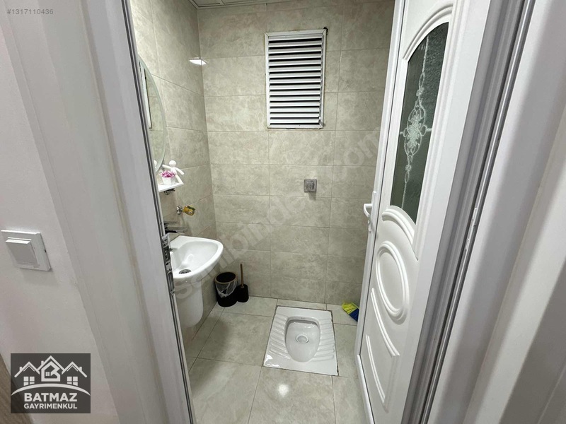 Beykent Renkli Evler'de Özel Bahçeli Ebeveyn Banyolu 3+1 Daire ! — fotoğraf 27