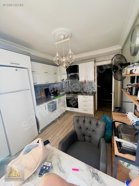 Aliağa Belediye Konutlarında Full Eşyalı 3+1 Kiralık Daire — fotoğraf 4