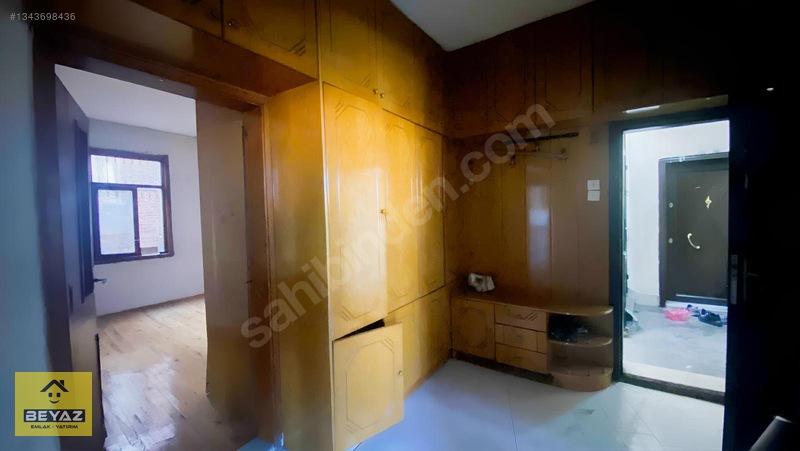 Çarşı Merkezi Konumda 3+1 Satılık Daire — fotoğraf 5