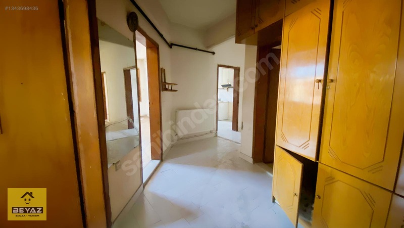 Çarşı Merkezi Konumda 3+1 Satılık Daire — fotoğraf 7