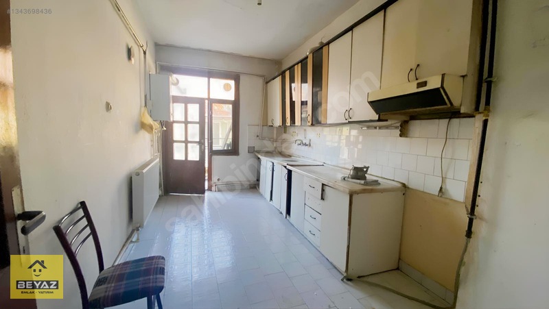 Çarşı Merkezi Konumda 3+1 Satılık Daire — fotoğraf 8