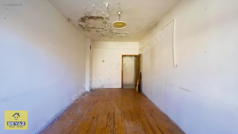 Çarşı Merkezi Konumda 3+1 Satılık Daire — fotoğraf 18