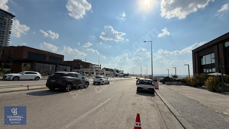 Beytepe Plevne Caddesin'de Kiralık Prestijli Dükkan — fotoğraf 9