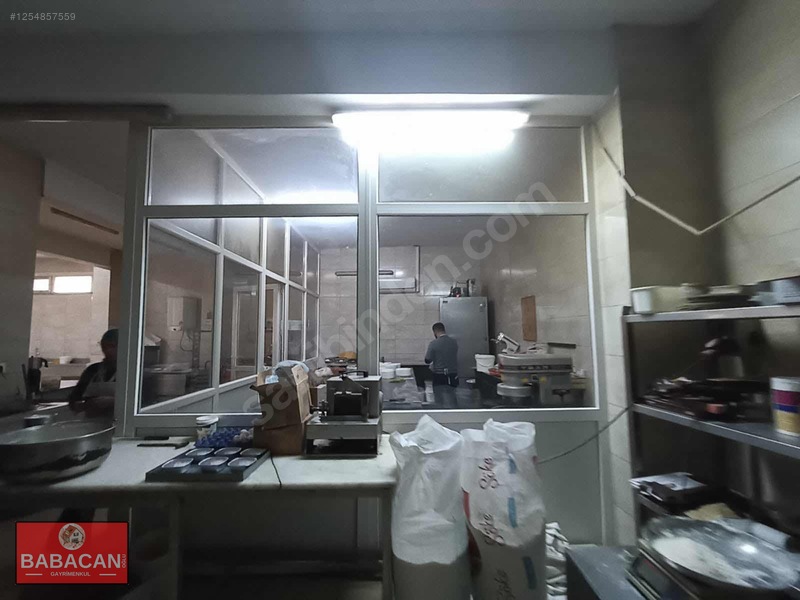 Bayraklı Yamanlar Mah. 3 Katlı 325 M2 Asansörlü Satılık İşyeri ! — fotoğraf 14