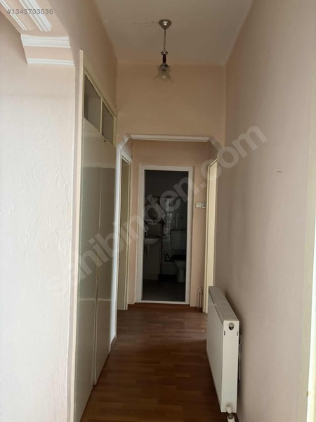 Cumhuriyet Mahallesi Çarşı Merkezde 3+1 — fotoğraf 3
