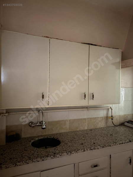 Cumhuriyet Mahallesi Çarşı Merkezde 3+1 — fotoğraf 5