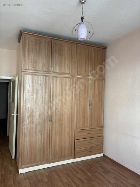 Cumhuriyet Mahallesi Çarşı Merkezde 3+1 — fotoğraf 9