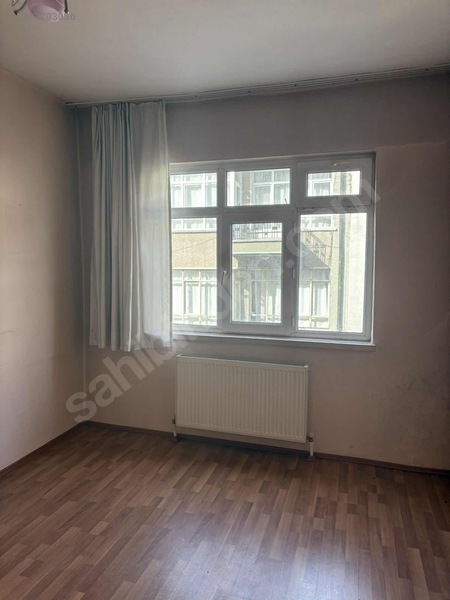 Cumhuriyet Mahallesi Çarşı Merkezde 3+1 — fotoğraf 10