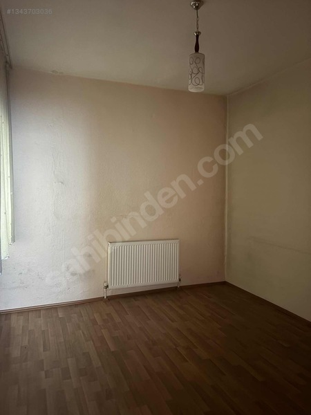 Cumhuriyet Mahallesi Çarşı Merkezde 3+1 — fotoğraf 12