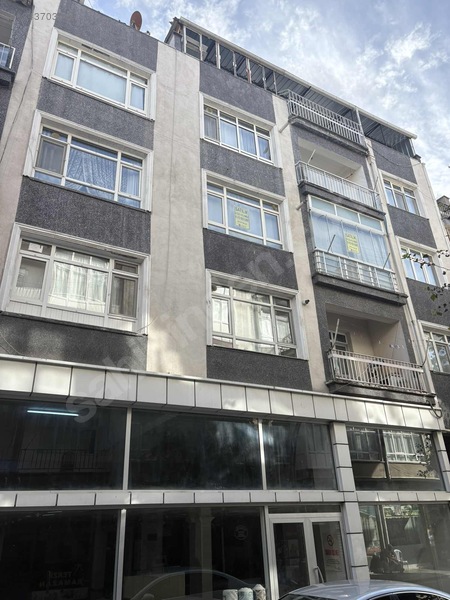 Cumhuriyet Mahallesi Çarşı Merkezde 3+1 — fotoğraf 19