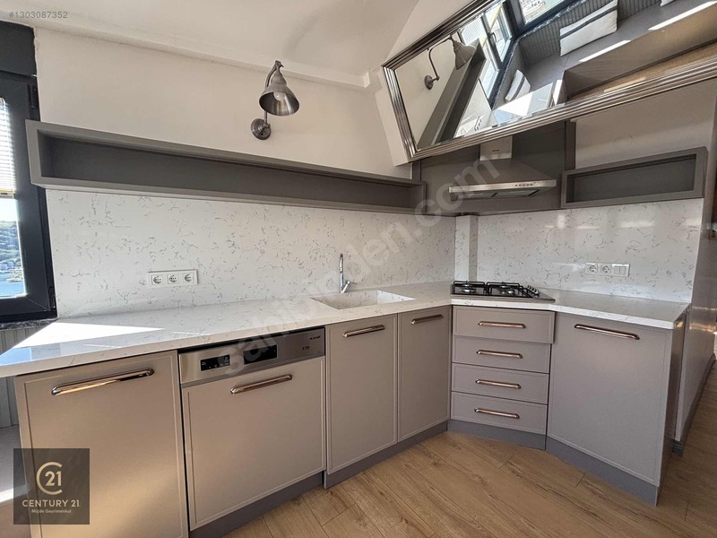 Sütlüce'de Haliç Manzaralı Satılık Dubleks Daire — fotoğraf 25