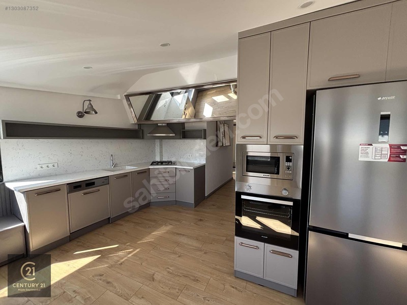 Sütlüce'de Haliç Manzaralı Satılık Dubleks Daire — fotoğraf 26